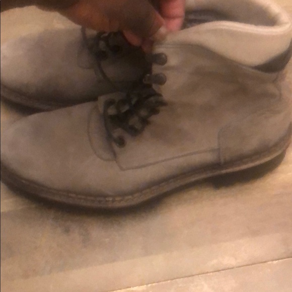 Shoes - Picture 2 of 6